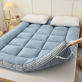 Mattress with checkered three-dimensional edges, 4 colors, King size (Color: Blue)